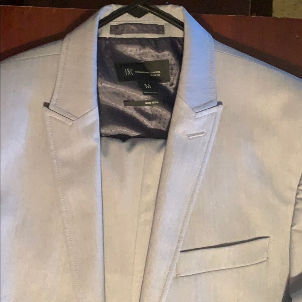 Gently Used INC light grey suit (m)